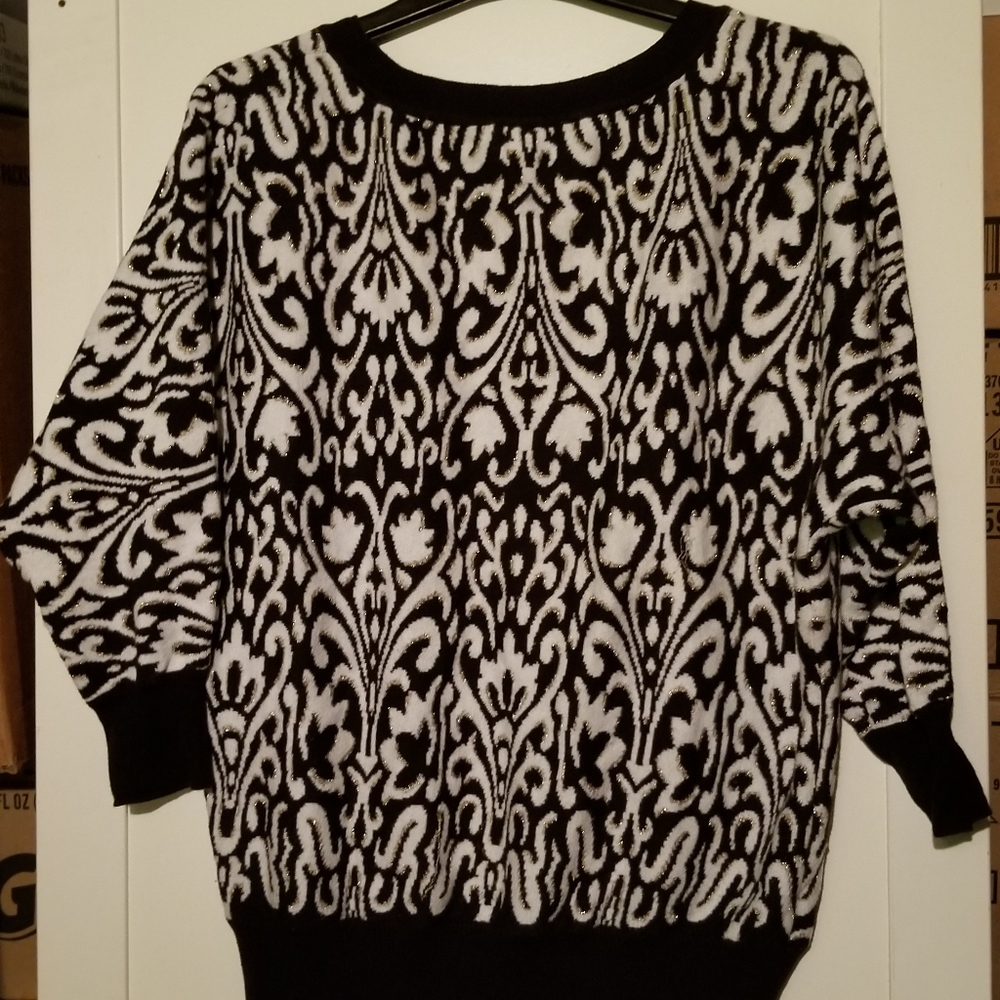 Sweater - Picture 3 of 3
